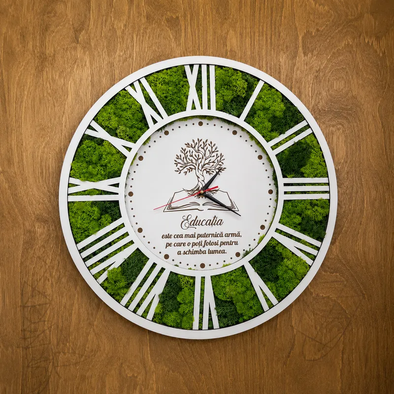 Ceas personalizat "Educația"