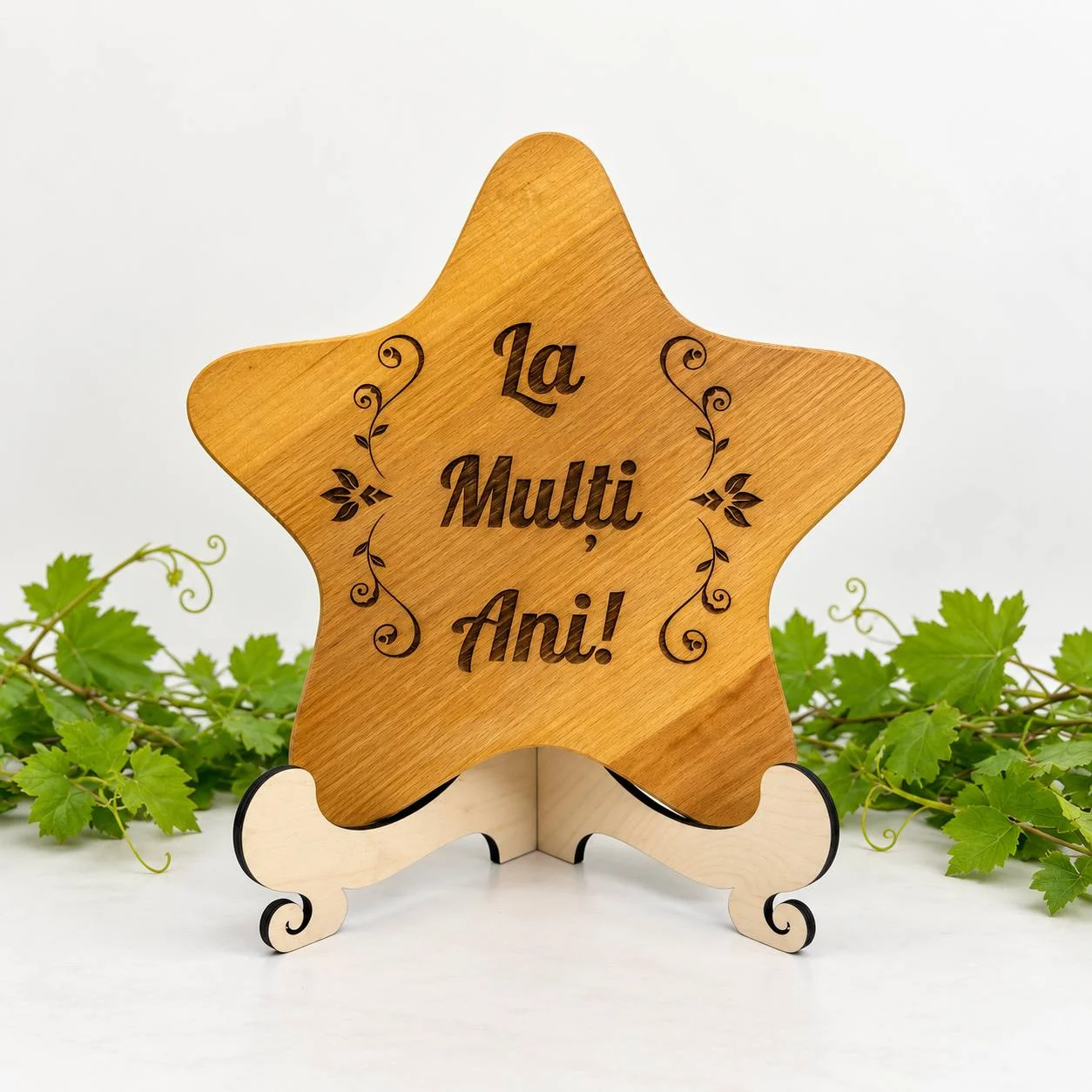 Platou din lemn „Steluță – La Mulți Ani!”