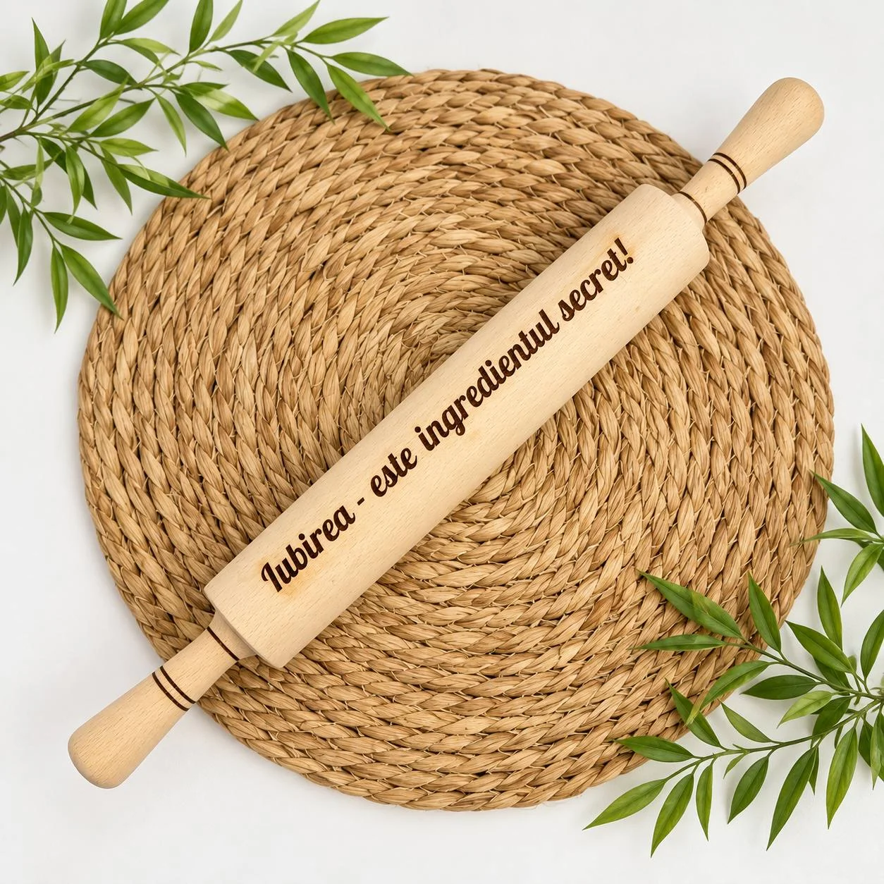 Sucitor din lemn personalizat „Iubirea este ingredientul secret!”