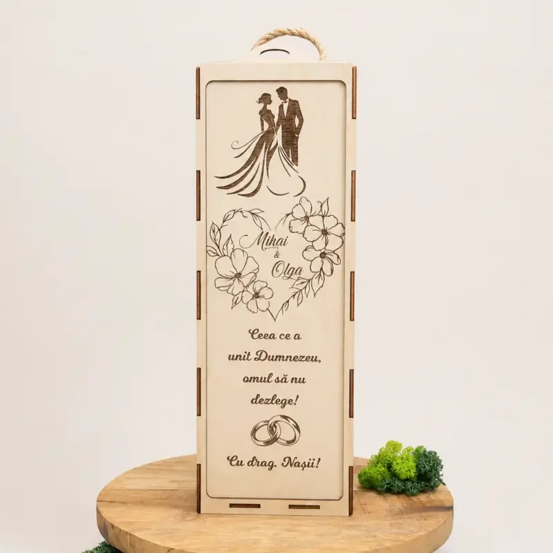 Cutie personalizata pentru vin